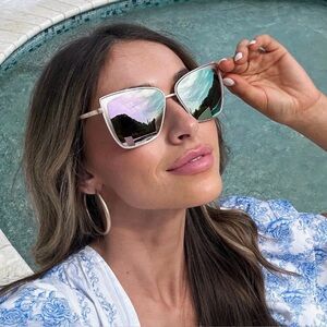 DIFF Eyewear Grace Polarized Sunglasses Cat Eye Gold Metal Frame 58-15-142